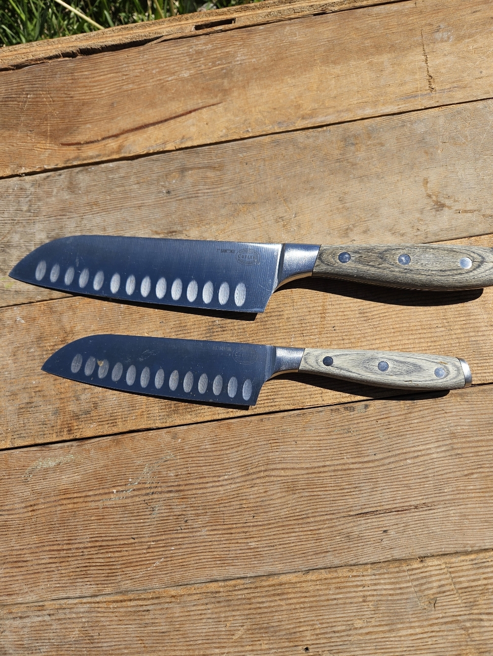 2pc Santoku Kitchen Knife Set - 7" & 5" Hollow Edge Stainless Steel Walnut Grip